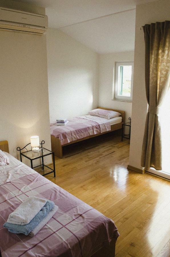 Mars Apartment Trogir Luaran gambar