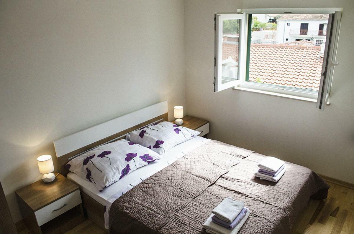 Mars Apartment Trogir Luaran gambar